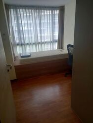 The Palette (D18), Condominium #556268161
